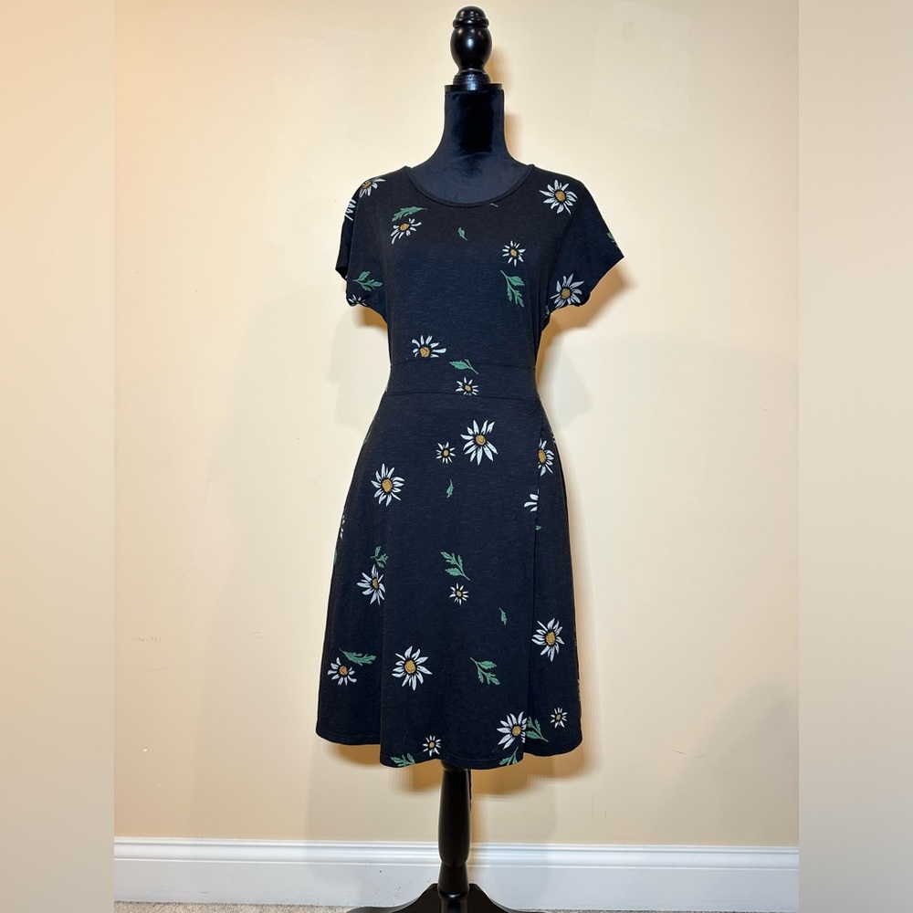Toad & Co dress- wrap look alike with tie strings